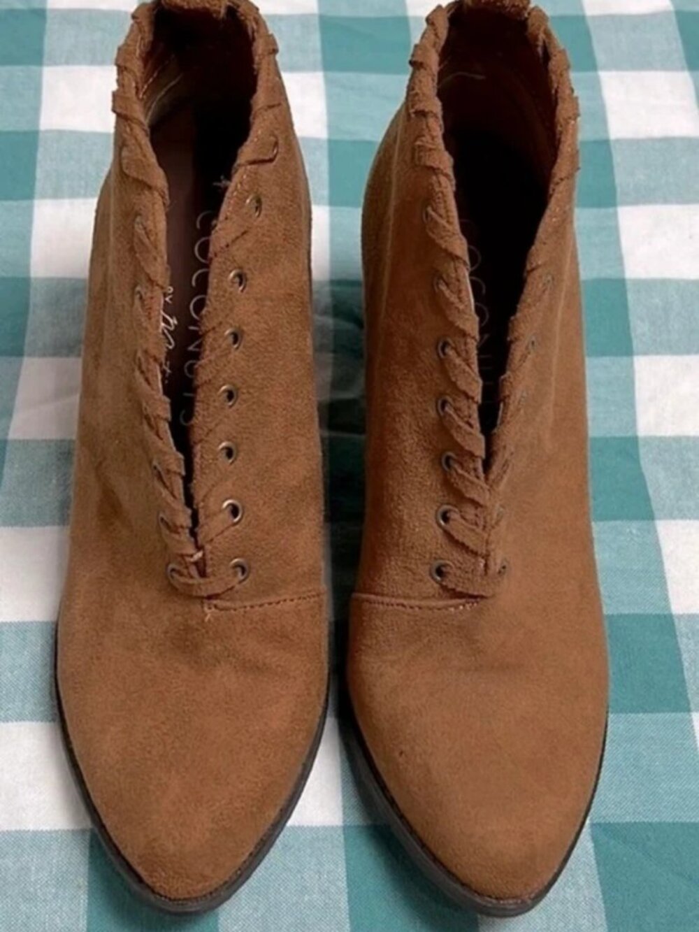 Coconuts by Matisse Tan Suede Booties 6.5 Western Boho Ankle Boots - Picture 3 of 4